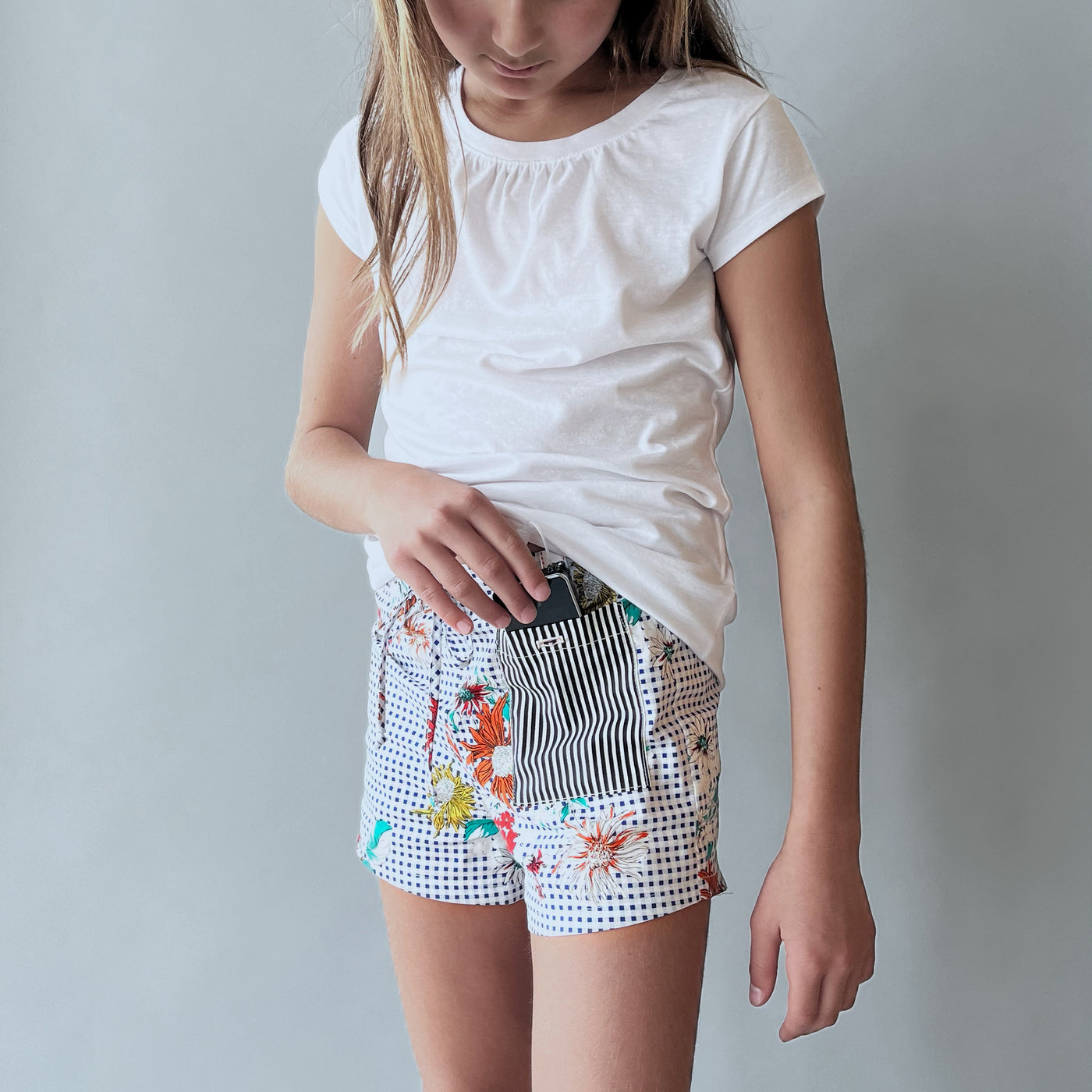 Kids diabetes sleep short with insulin pump holder. Pocket fits both Tandem and Medtronic insulin pumps.